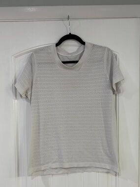 Lululemon breeze by short sleeve white